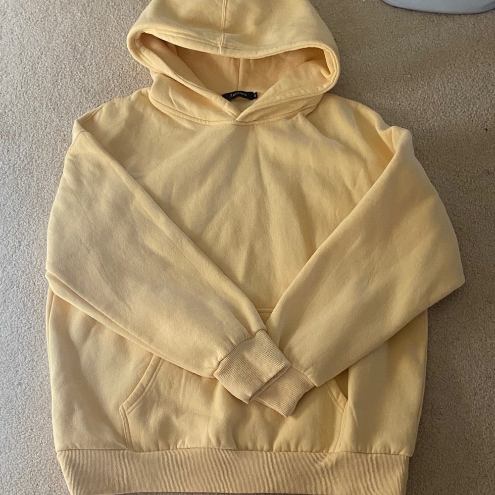 Women's Pale Yellow Hoodie Sweatshirt - Cozy Pullover